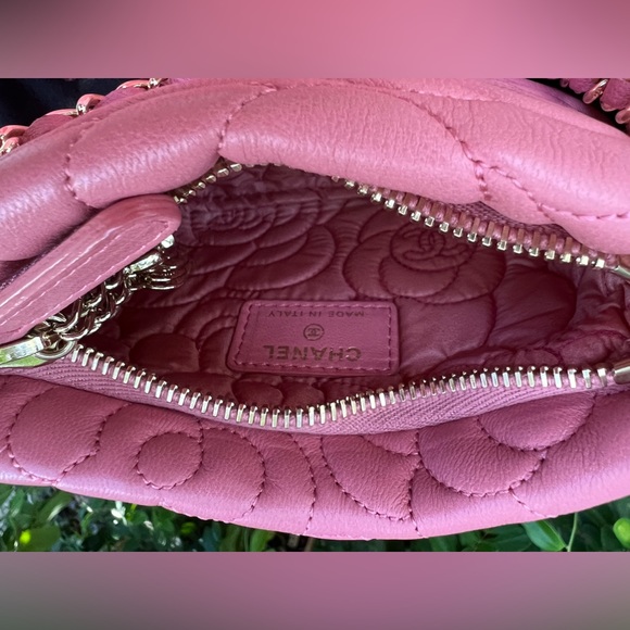 Chanel Aby Camelia Quilted Min Pochette Wristlet - Picture 13 of 16